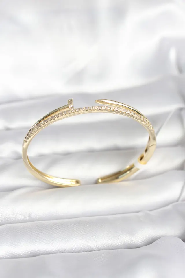 Pirinç Gold Renk Zirkon Taşlı Çivi Model Kadın Kelepçe Bileklik