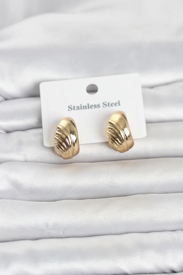 316L Çelik Gold Renk Desenli Yarım Halka Model Kadın Küpe