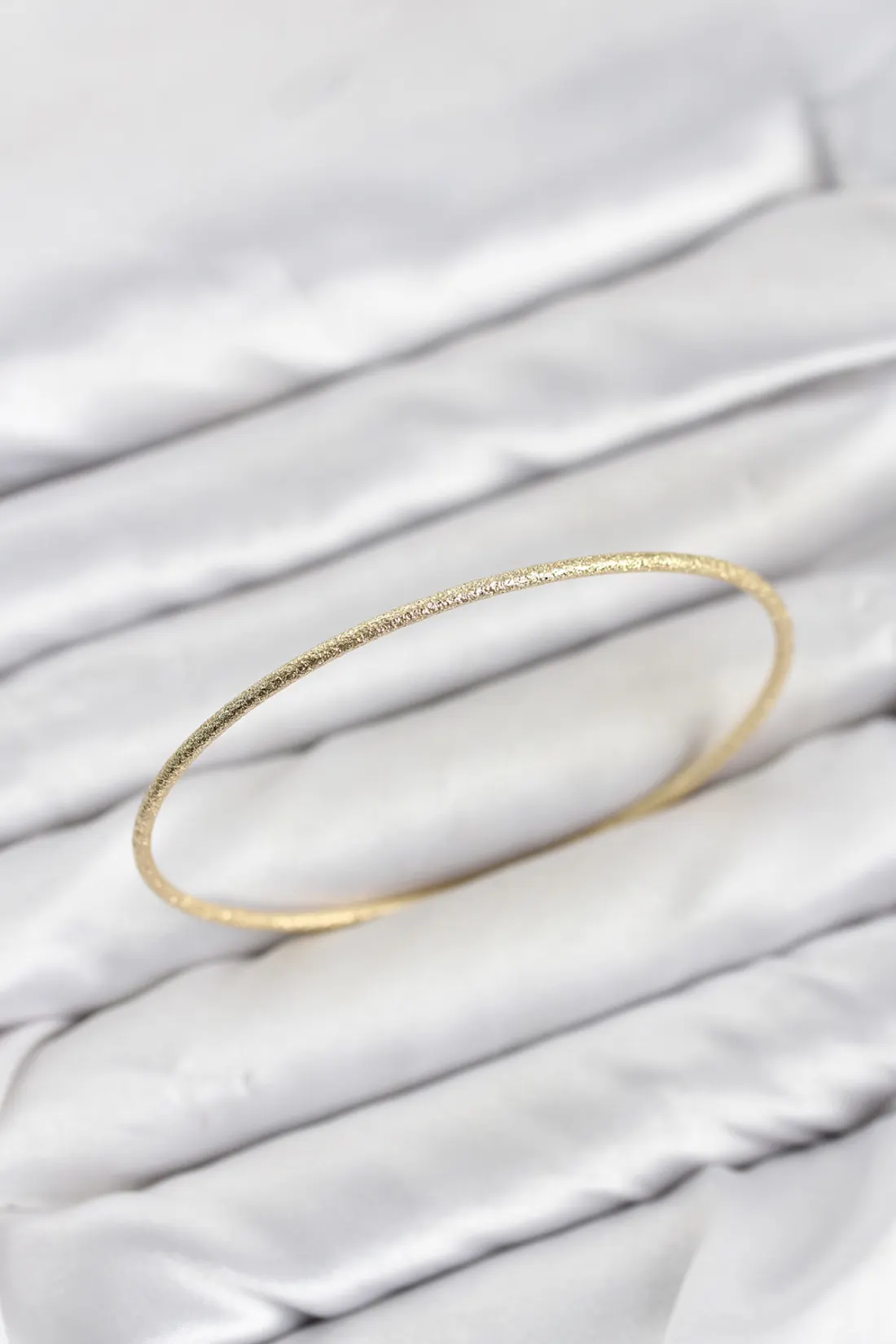 CM Gold Renk Simli Model 65 mm Bilezik