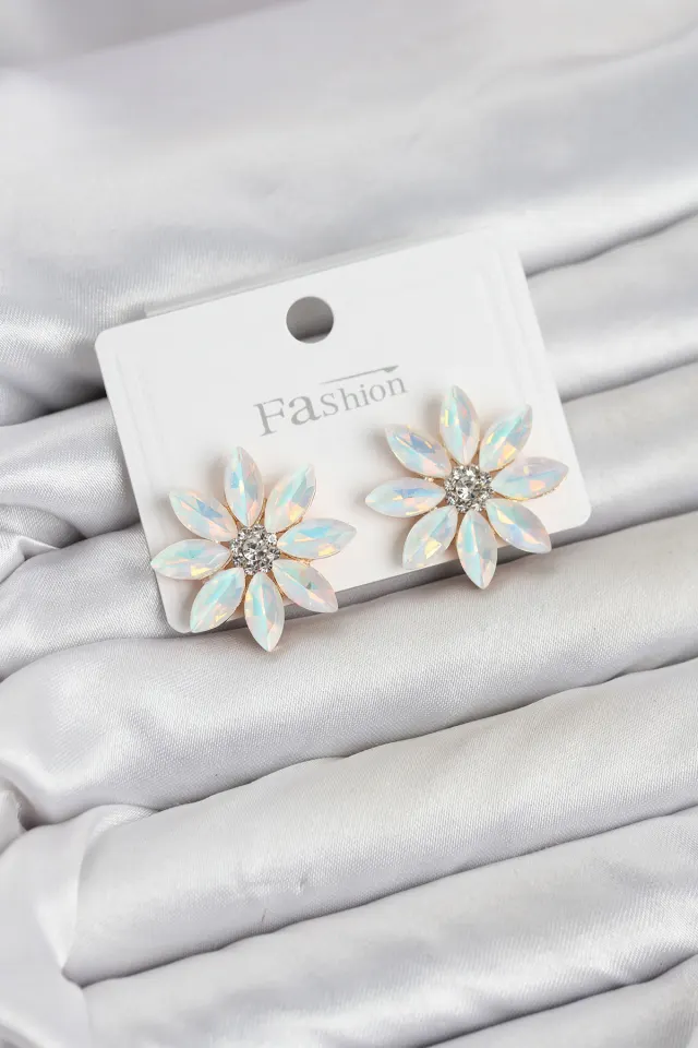 Beyaz Renk Kristal Taşlı Lotus Çiçek Model Kadın Küpe